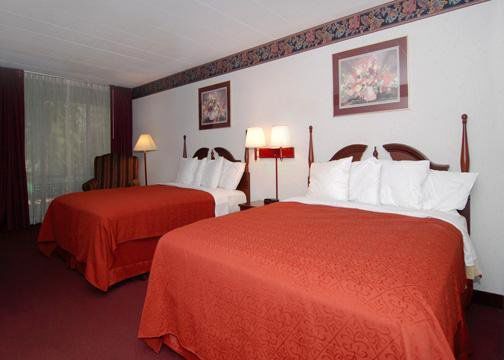 Fairbridge Inn & Suites Poconos سترودسبورغ الغرفة الصورة